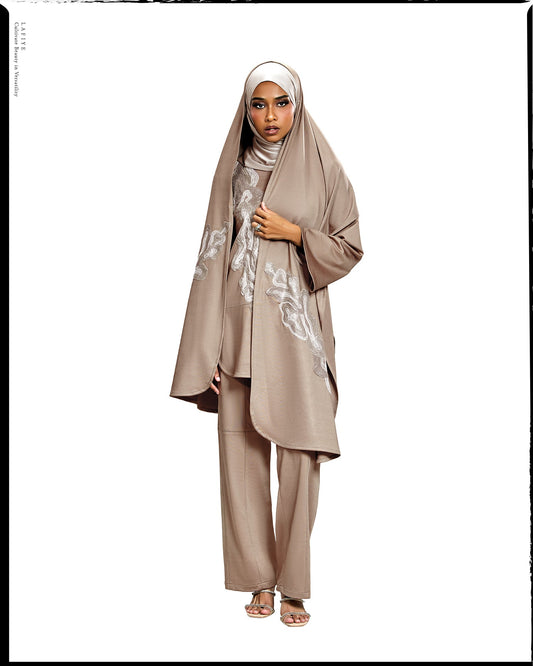 Sorel Ornate Shawl in Lire