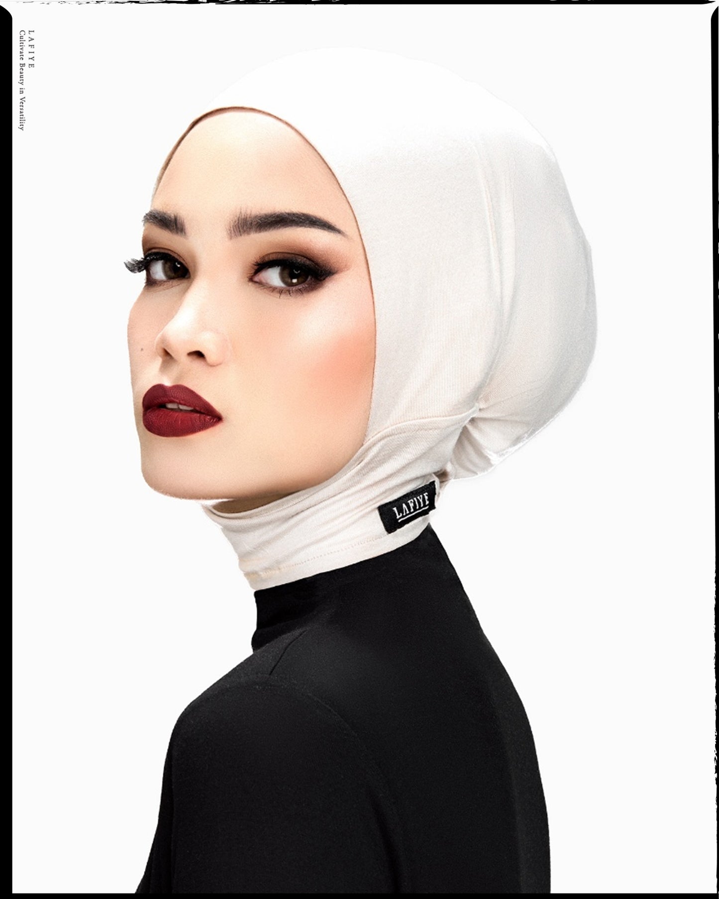 EcoSoft Tight Coverage Underscarf in Crisp