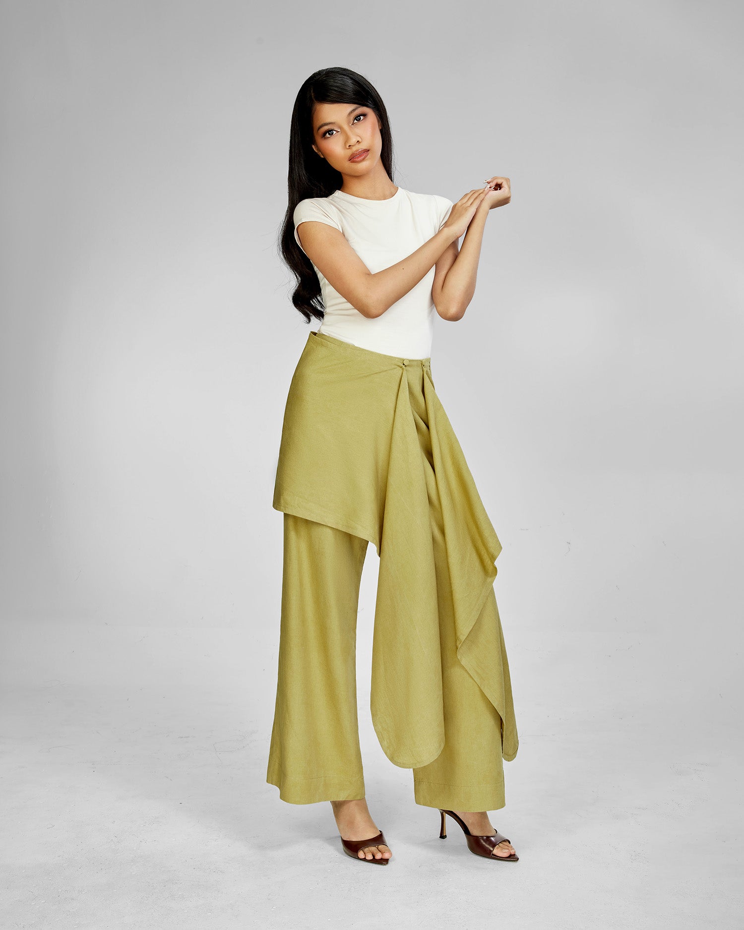 Lane Linen Layered Trousers in Green