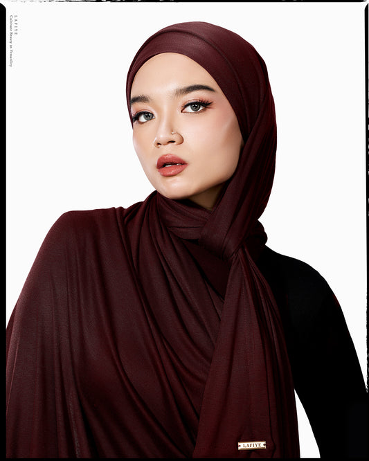 Hem Knit Shawl in Marn