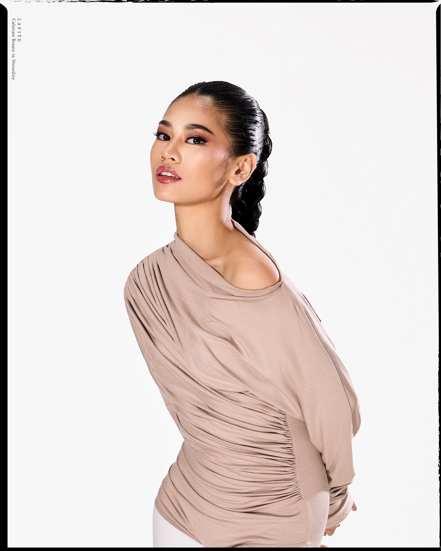 Ode Covet Suit in Maple