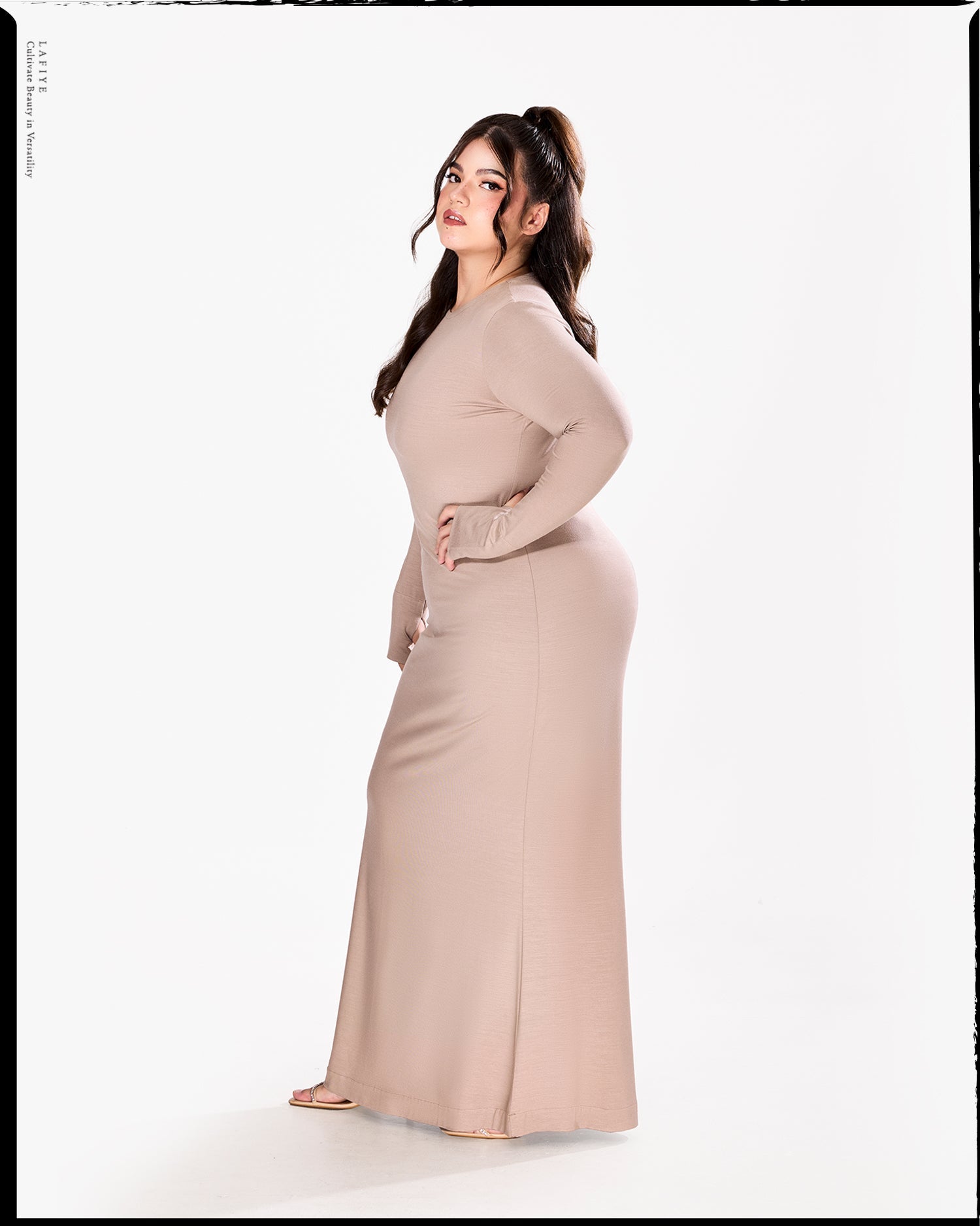 Ode Sculpting Dress in Maple