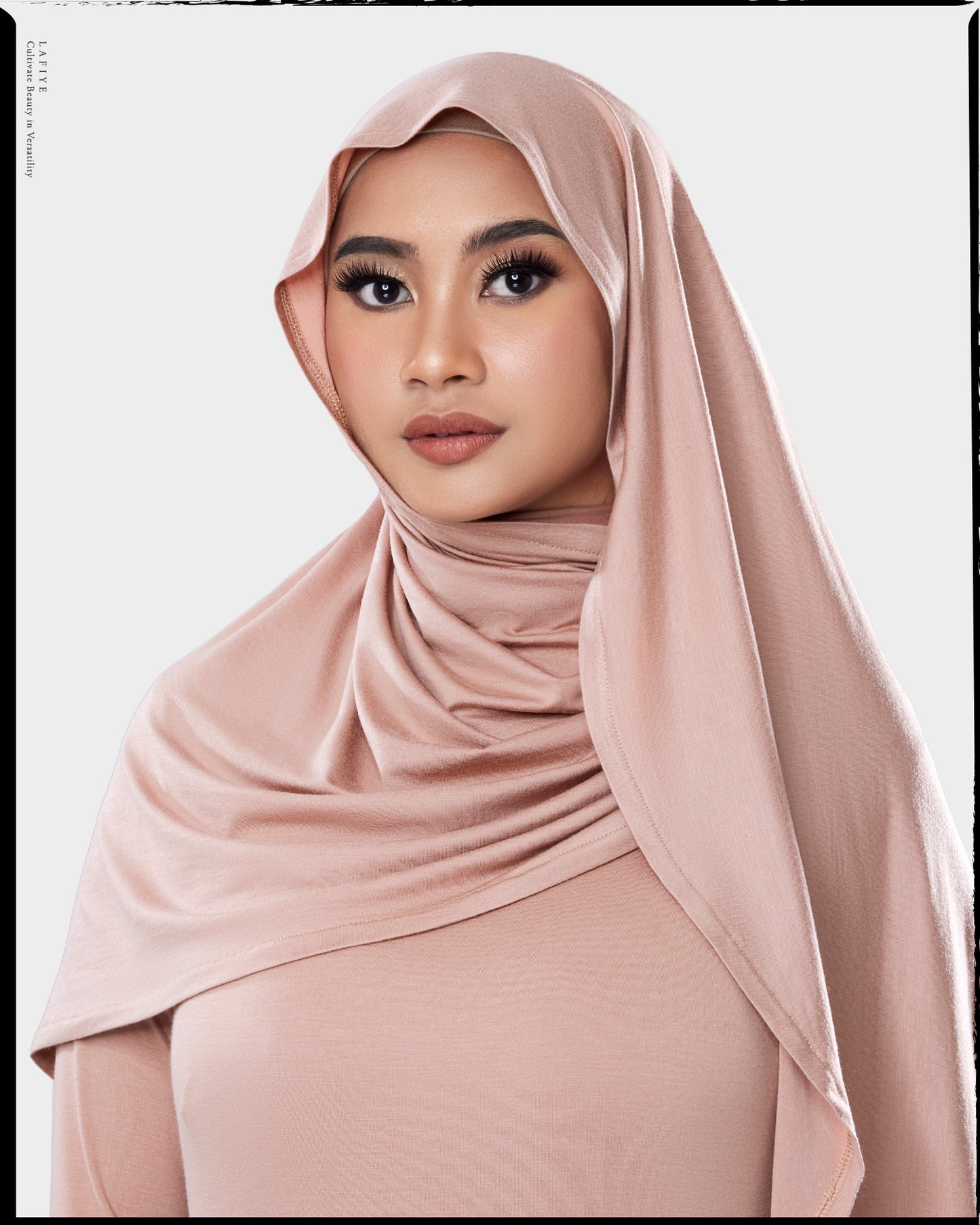 Skiv Rou Scarf in Solar