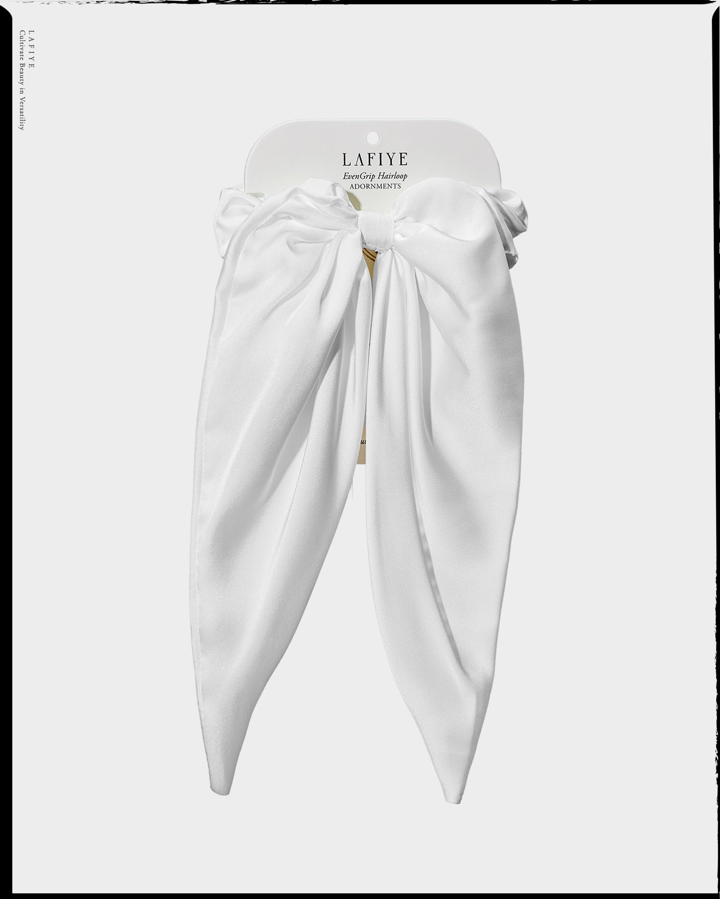 Silk BowBell Hairtie in Berlian