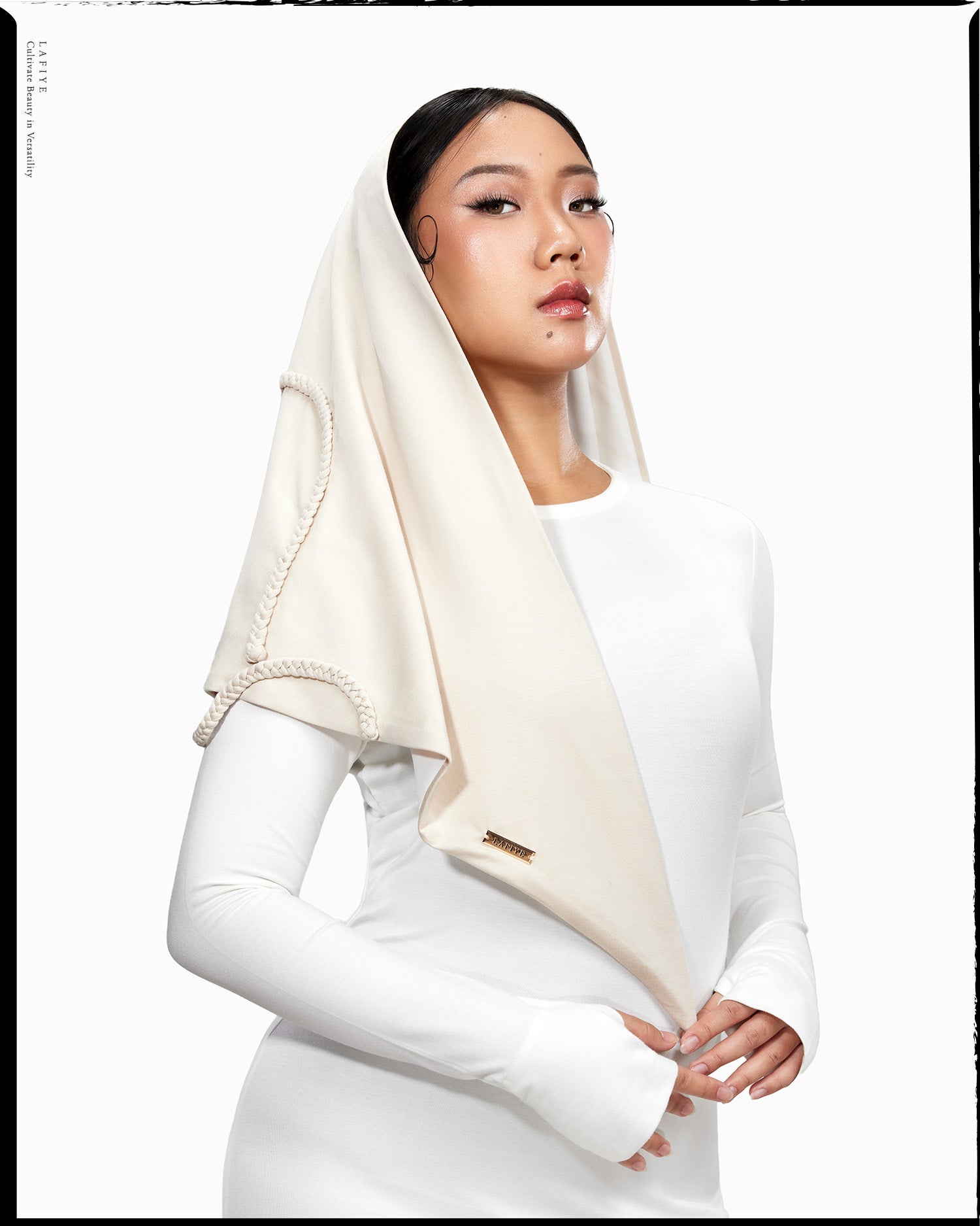 AirSens Braids Shawl in Ivory