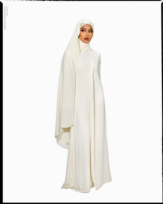 Sav Abaya in Eartha