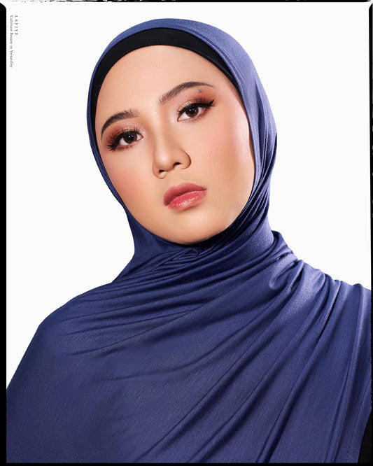 Skiv Rou Scarf in Altair