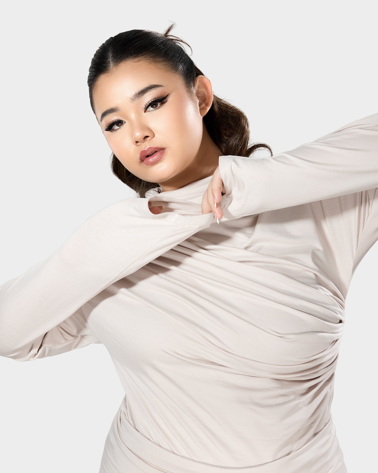 Ode Covet Suit in Almond