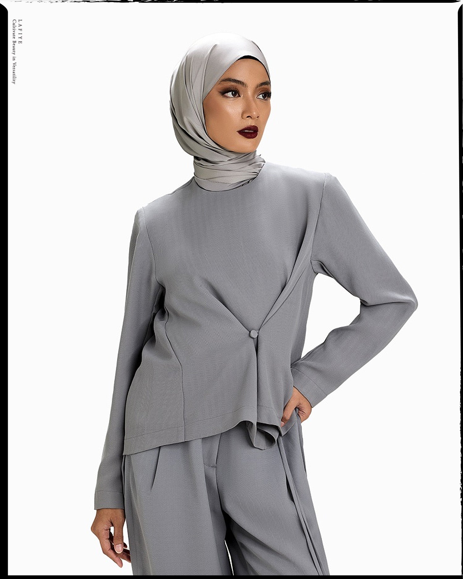 Form Buttoned Top in File