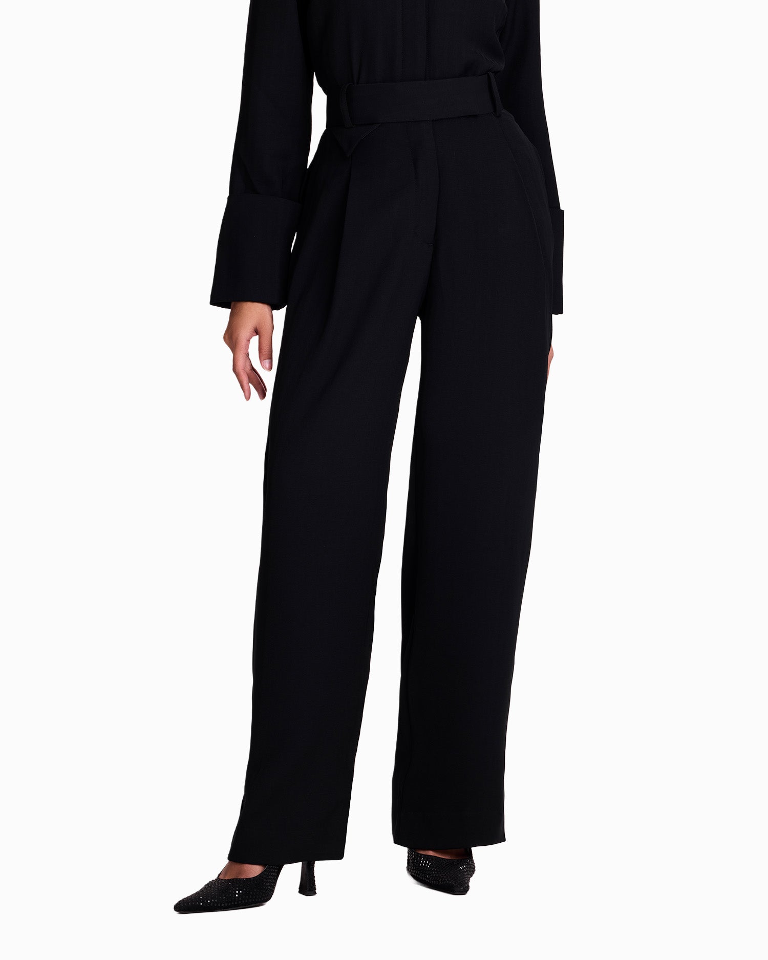 Form Tapered Trousers in Focus