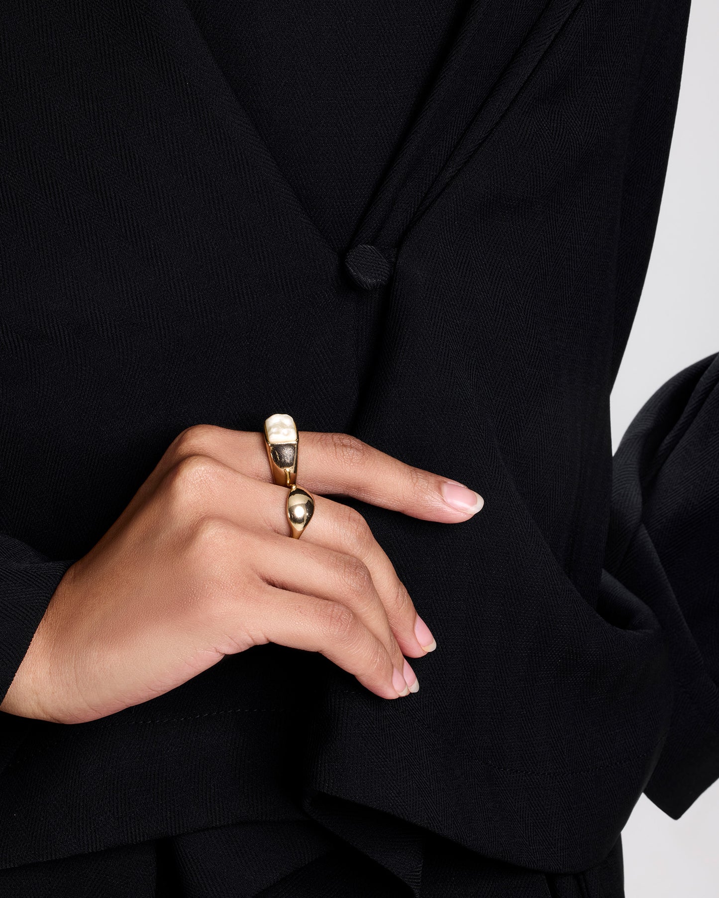 Form Buttoned Top in Focus