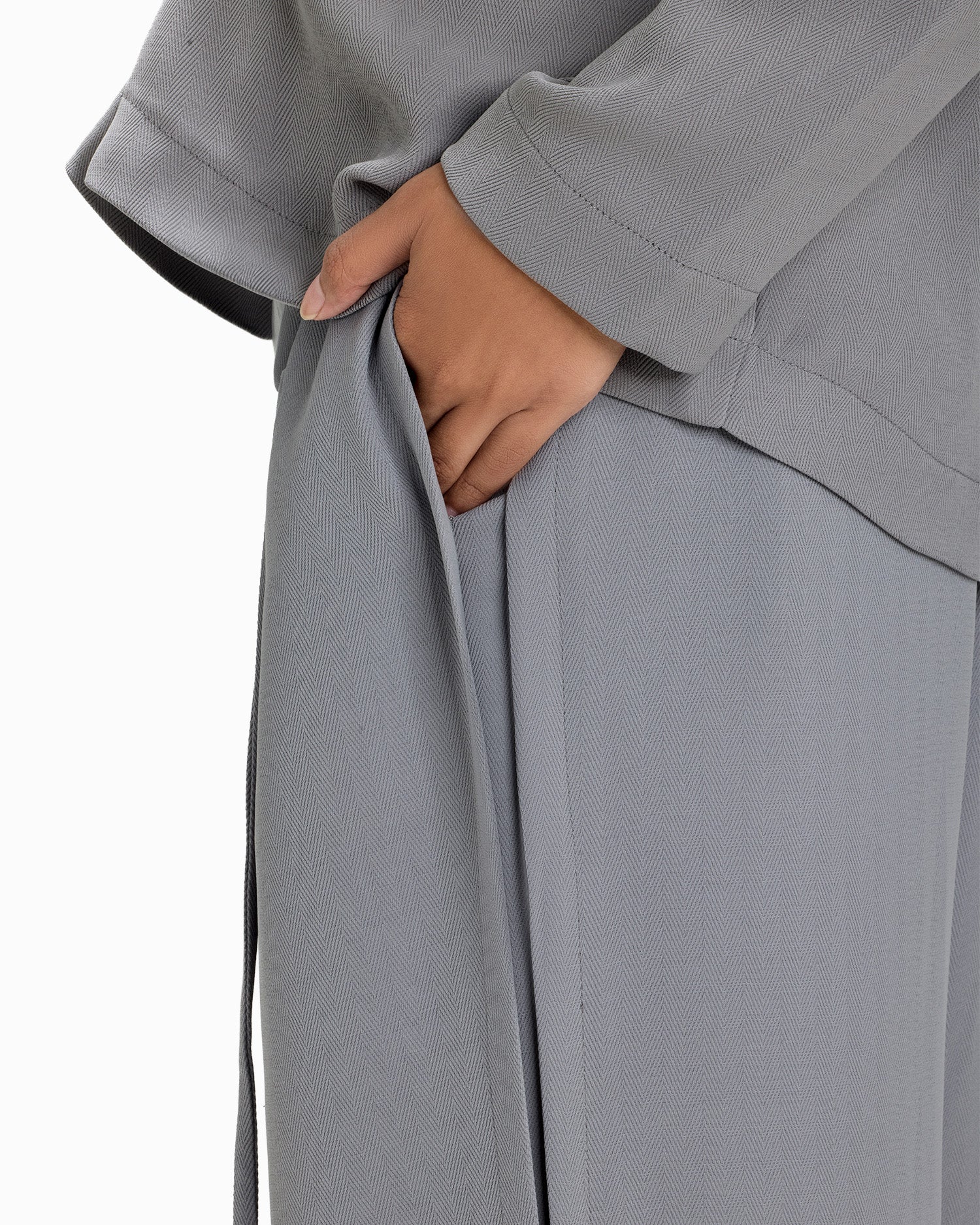Form Tapered Trousers in File
