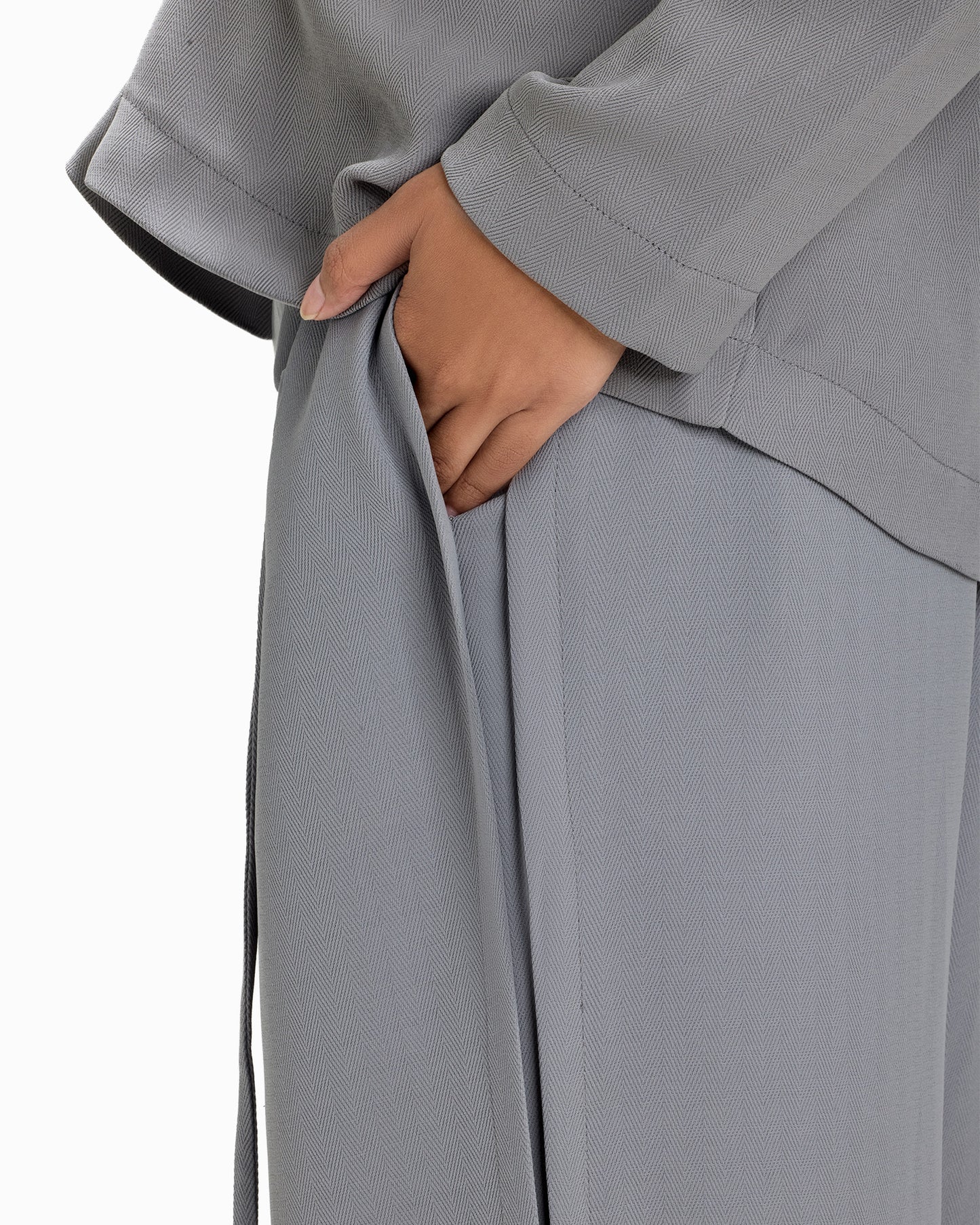 Form Tapered Trousers in File