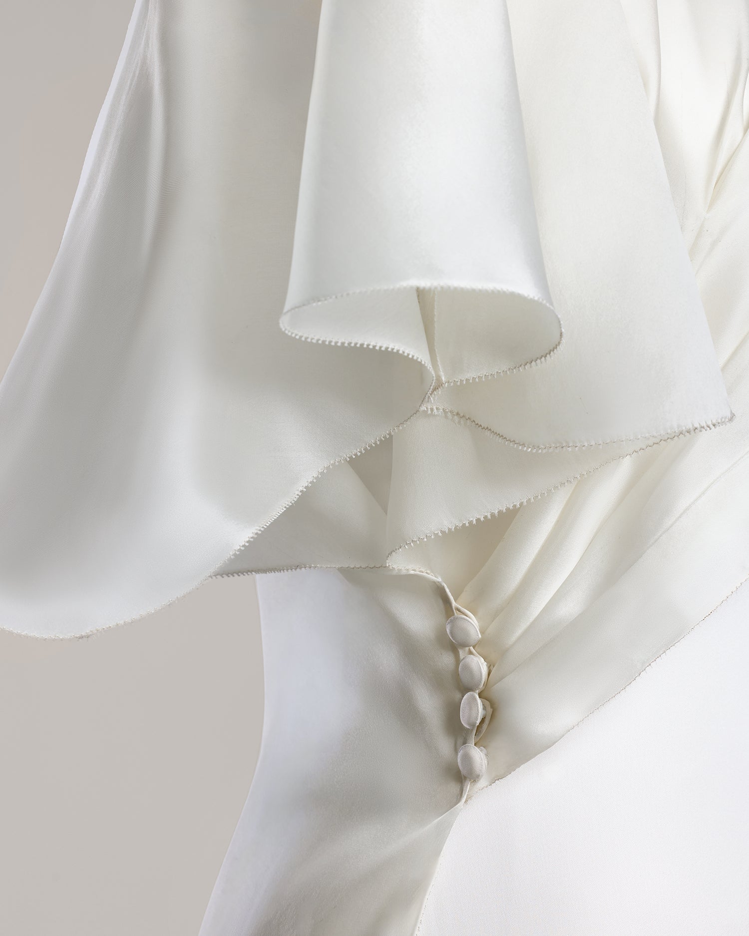 Embellished Nue Embroidery Organza Silk Dress Train