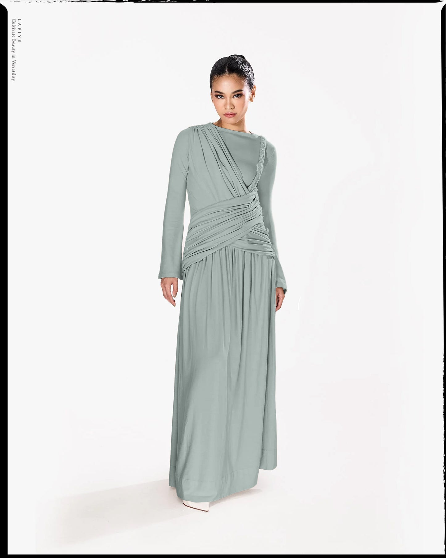 Ode Covet Gown in Clover