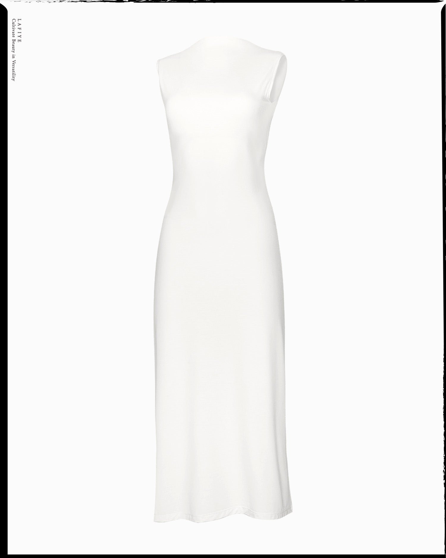 Skiv Dress in White