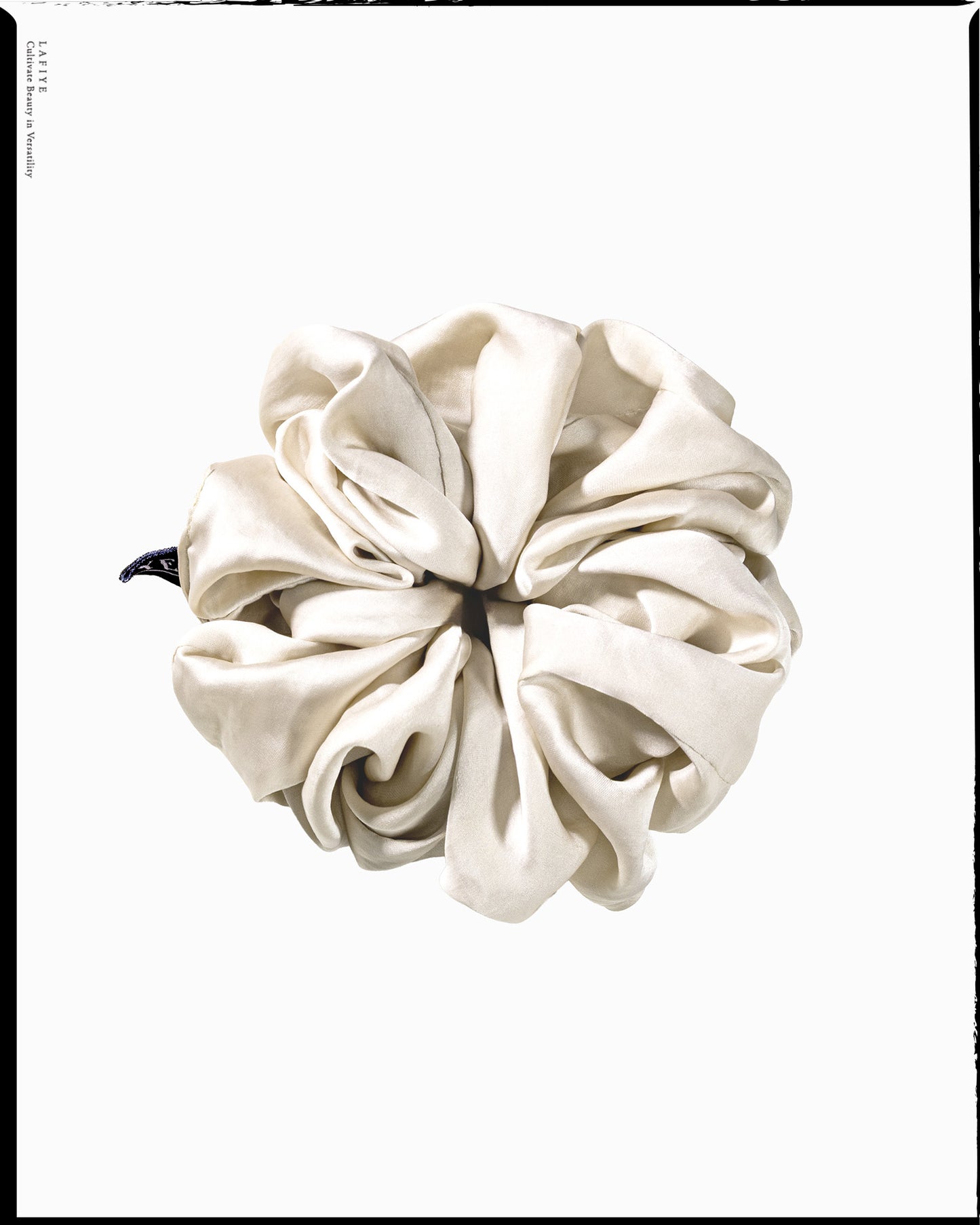 Silk Scrunchie in Adelite