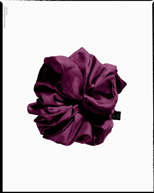 Silk Scrunchie in Caveline