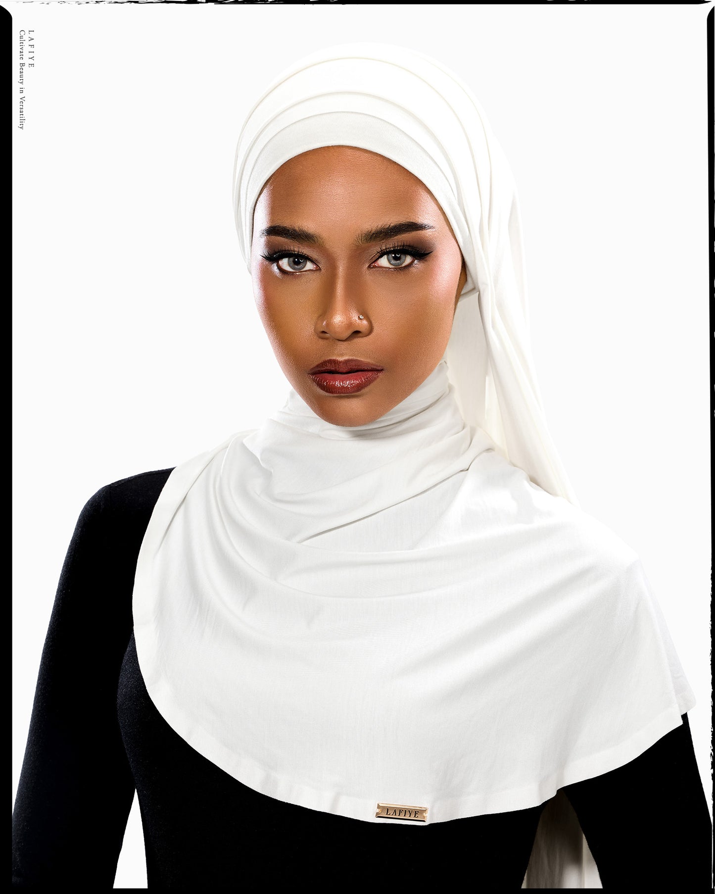 Vel Sens Scarf in White