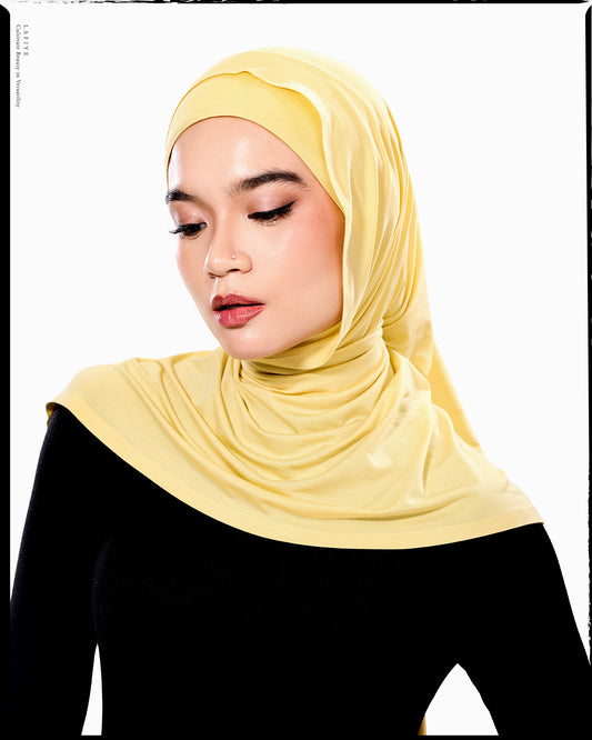 Vel Sens Scarf in Yellow