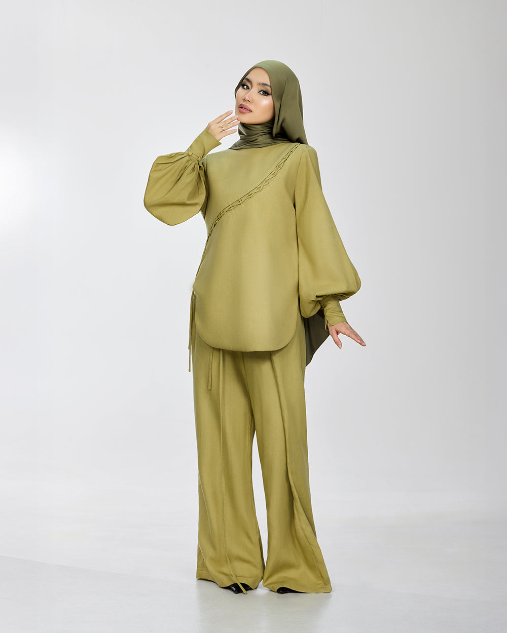 Lane Linen String Top in Green